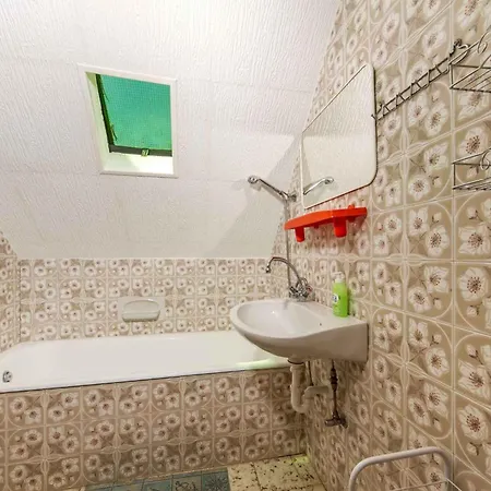 In 45324 بيت للعطل *
